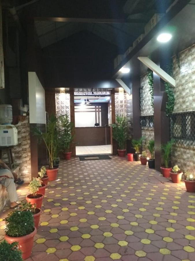 Hotel Qamar Mumbai Dış mekan fotoğraf