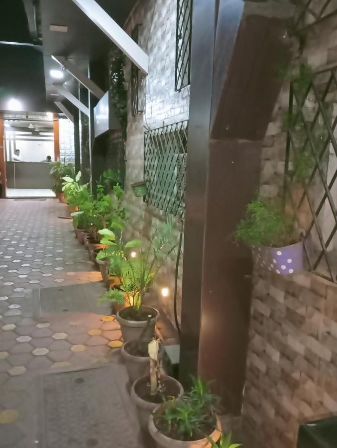 Hotel Qamar Mumbai Dış mekan fotoğraf